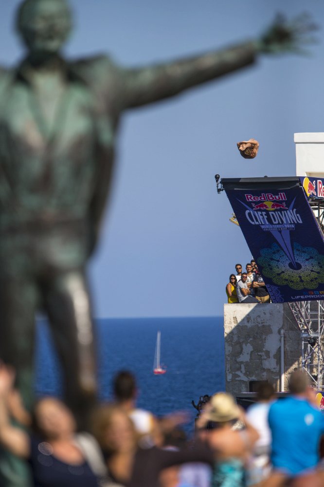 17Red Bull Cliff Diving World Series 2015 Polignano a Mare Gary Hunt