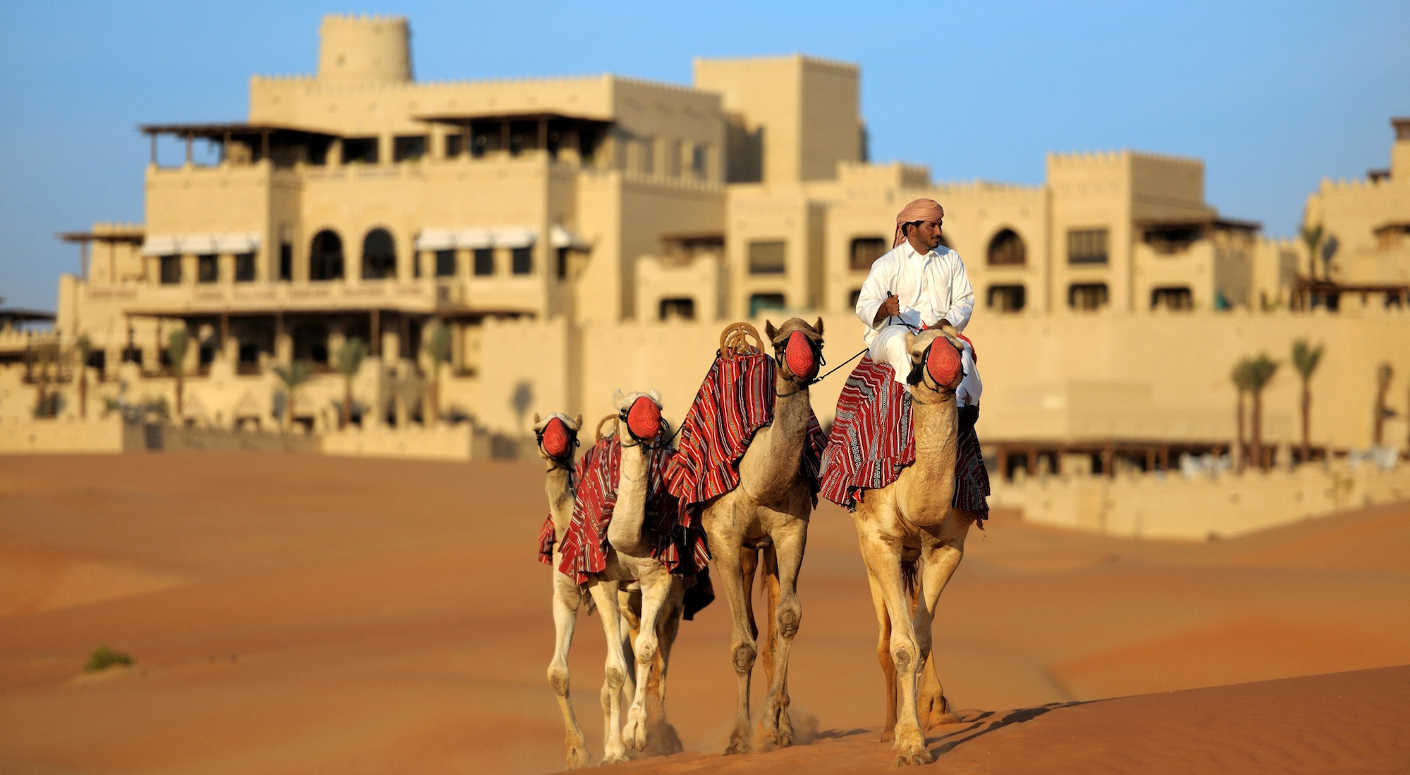 Пустинно уединение |  Qasr Al Sarab Desert Resort