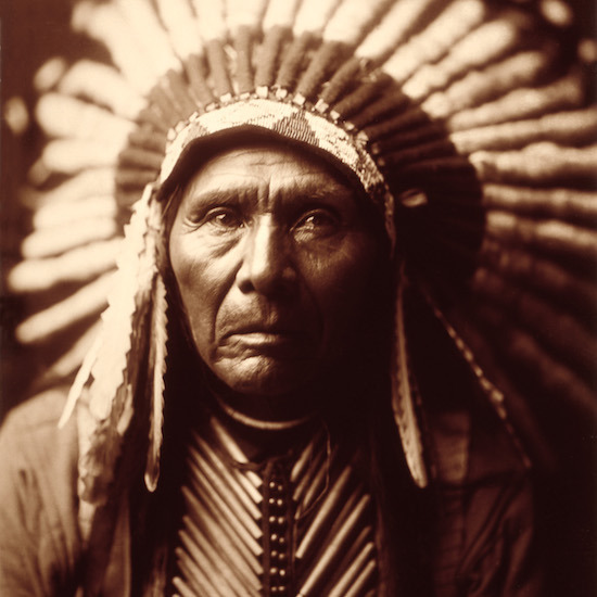 Гордите индианци ~ Впечатляващи портрети на Edward S. CURTIS от началото на 20 век