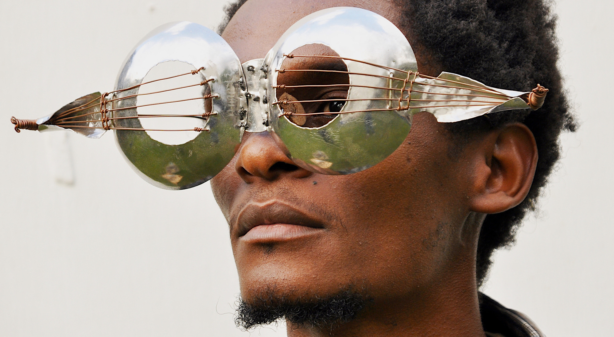 Ако си търсите очила за лятото ♠ Кенийската фантазия на Cyrus KABIRU