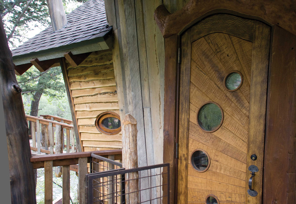  Whimsical-Treehouse-03-1-Kind-Design 