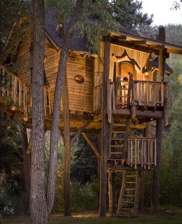  Whimsical-Treehouse-09-1-Kind-Design 