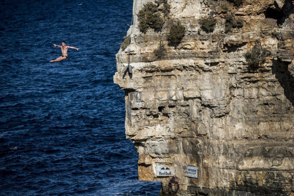  13Red Bull Cliff Diving World Series 2015 Polignano a Mare Artem Silchenko 