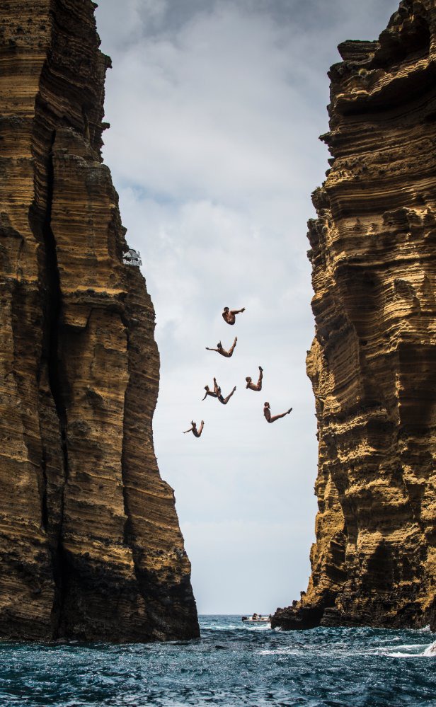  24Kyle Mitrione David Colturi Ginger Huber Artem Silchenko Anatoliy Shabotenko Lysanne Richard Anna Bader 