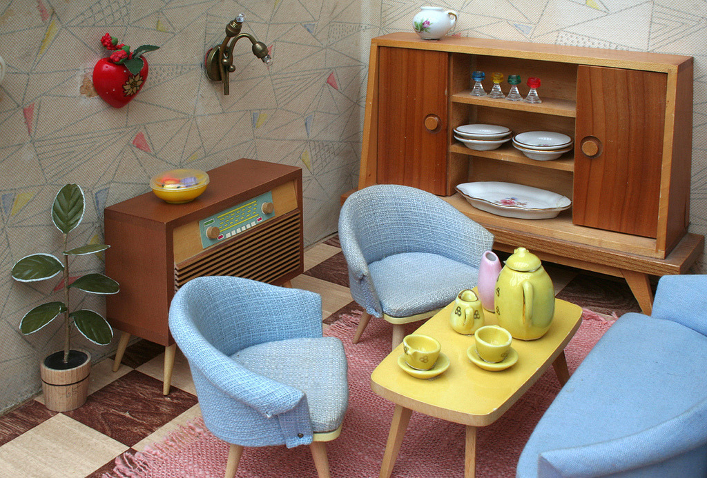 Комунизъм в миниатюри | Куклени къщи от ерата на ГДР 