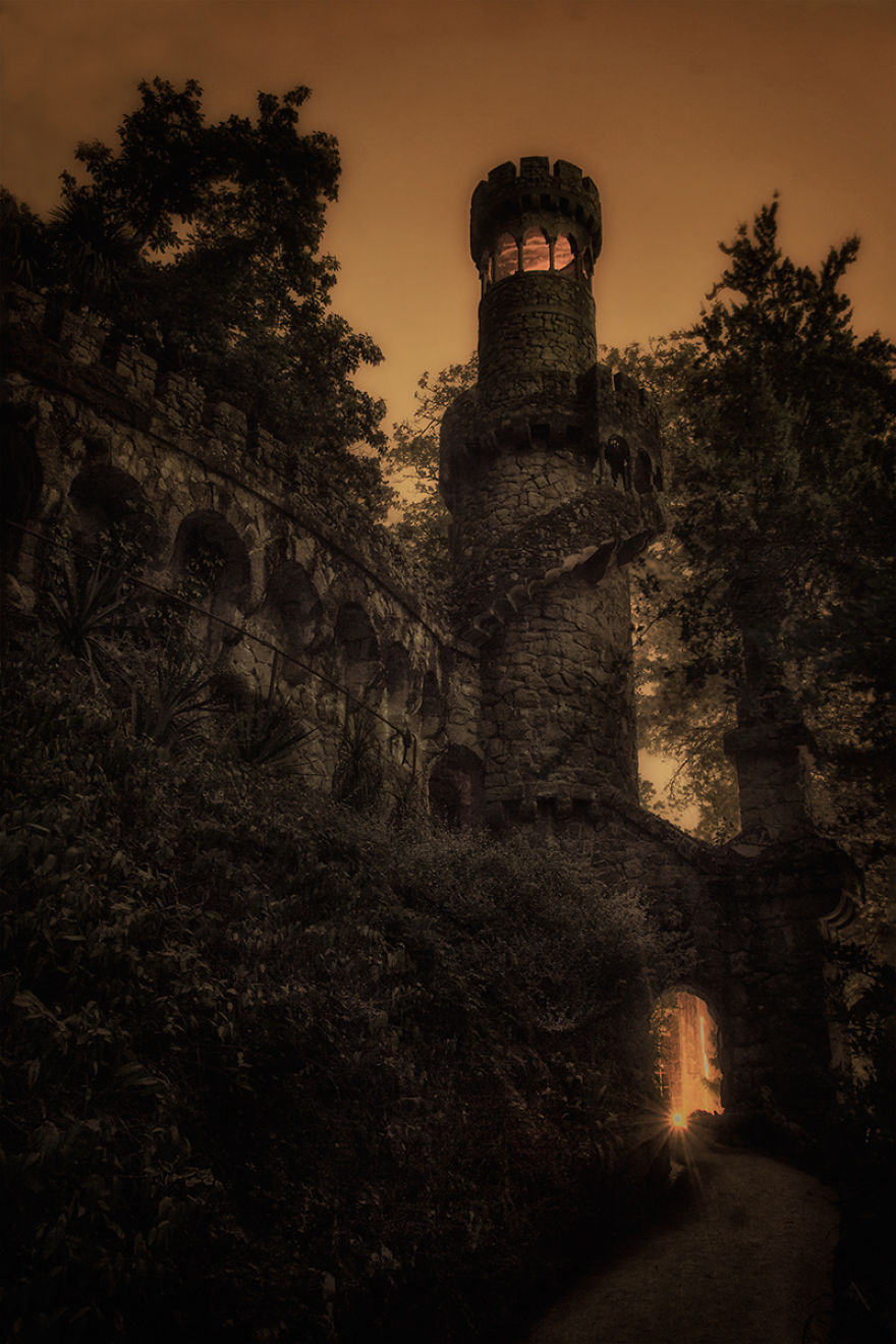 Palace-of-Mystery-Quinta-da-Regaleira-by-Taylor-Moore2  880