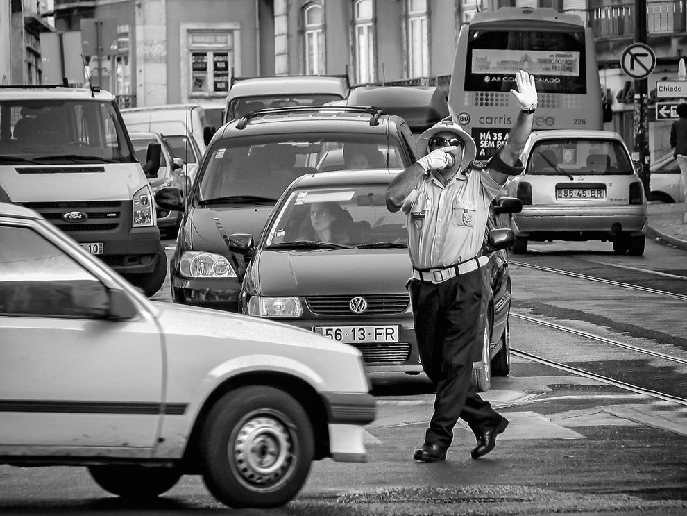 9Dancing in the Street by Carlos da Costa Branco
