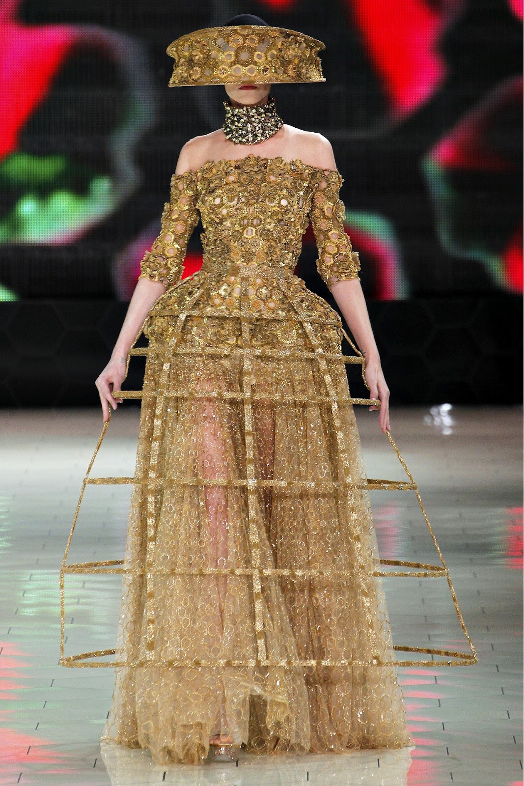  8Paris Fashion Week - Alexander McQueen Spring-Summer 2013 