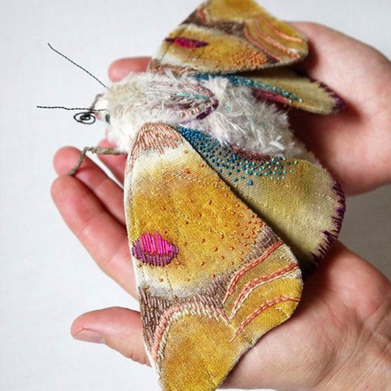 Красиви гигантски пеперуди от текстил 