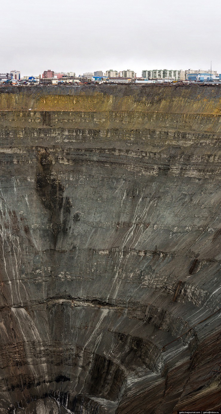  0 7e805 a96a95a3 orig 