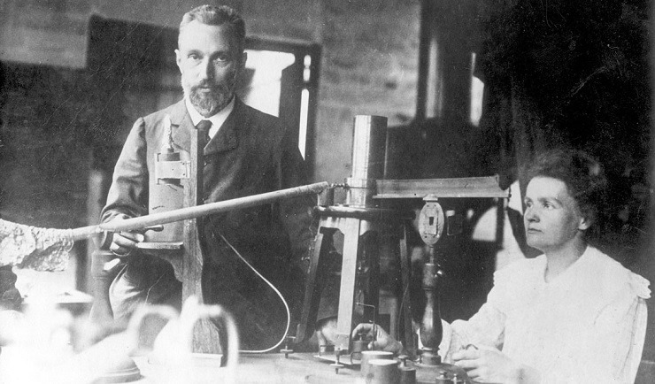 8marie-and-pierre-curie