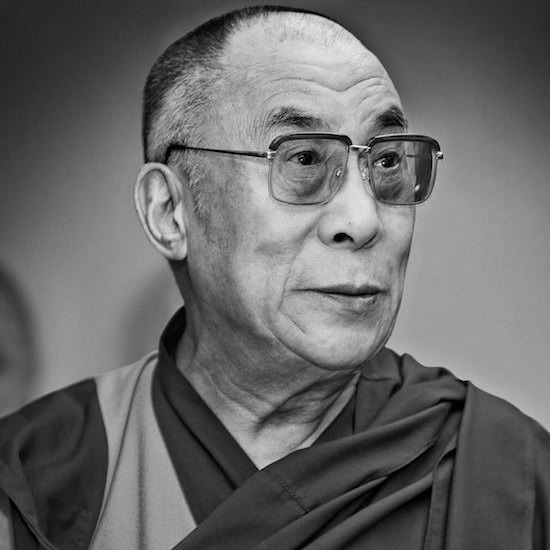 Как Далай ЛАМА обединява науката и религията