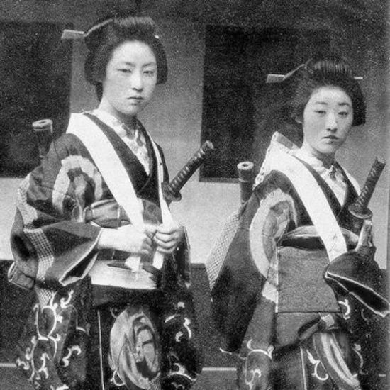 Нежните воини на честта ~ Жените самураи на Япония
